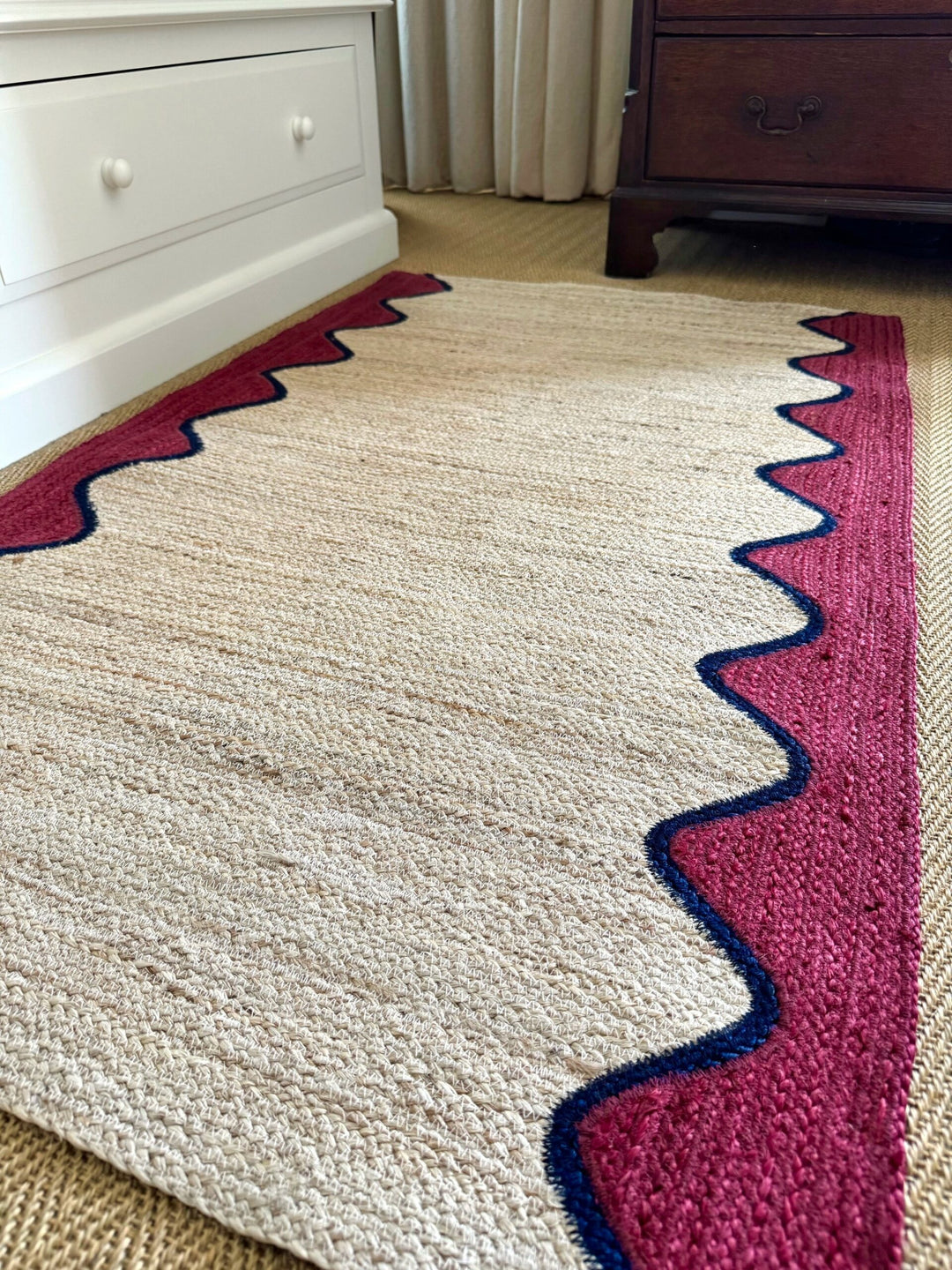 Burgundy Wave Jute Rug