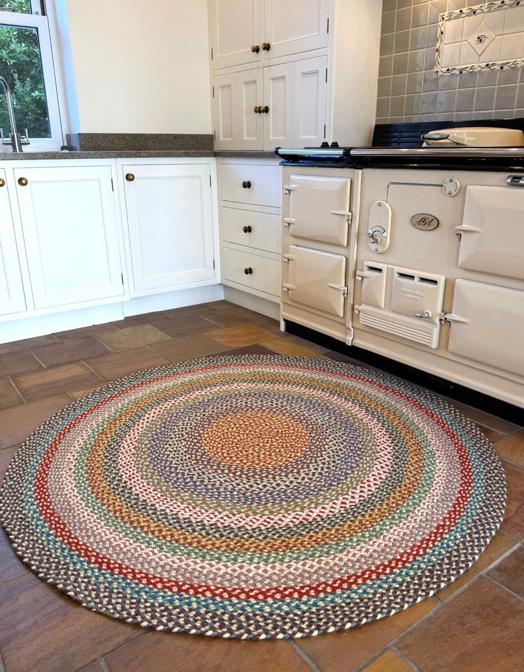 Carnival Oval Jute Rug