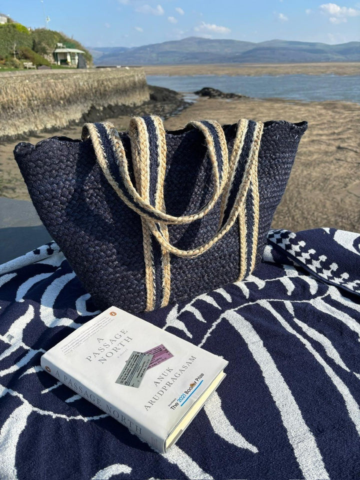 Navy Scallop Tote Large