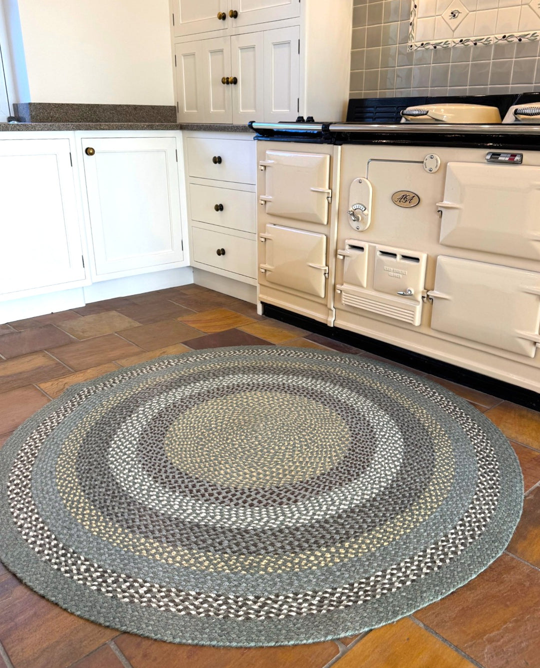 Seaspray Oval Jute Rug