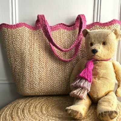 Magenta Scallop Tote Large - Image 4